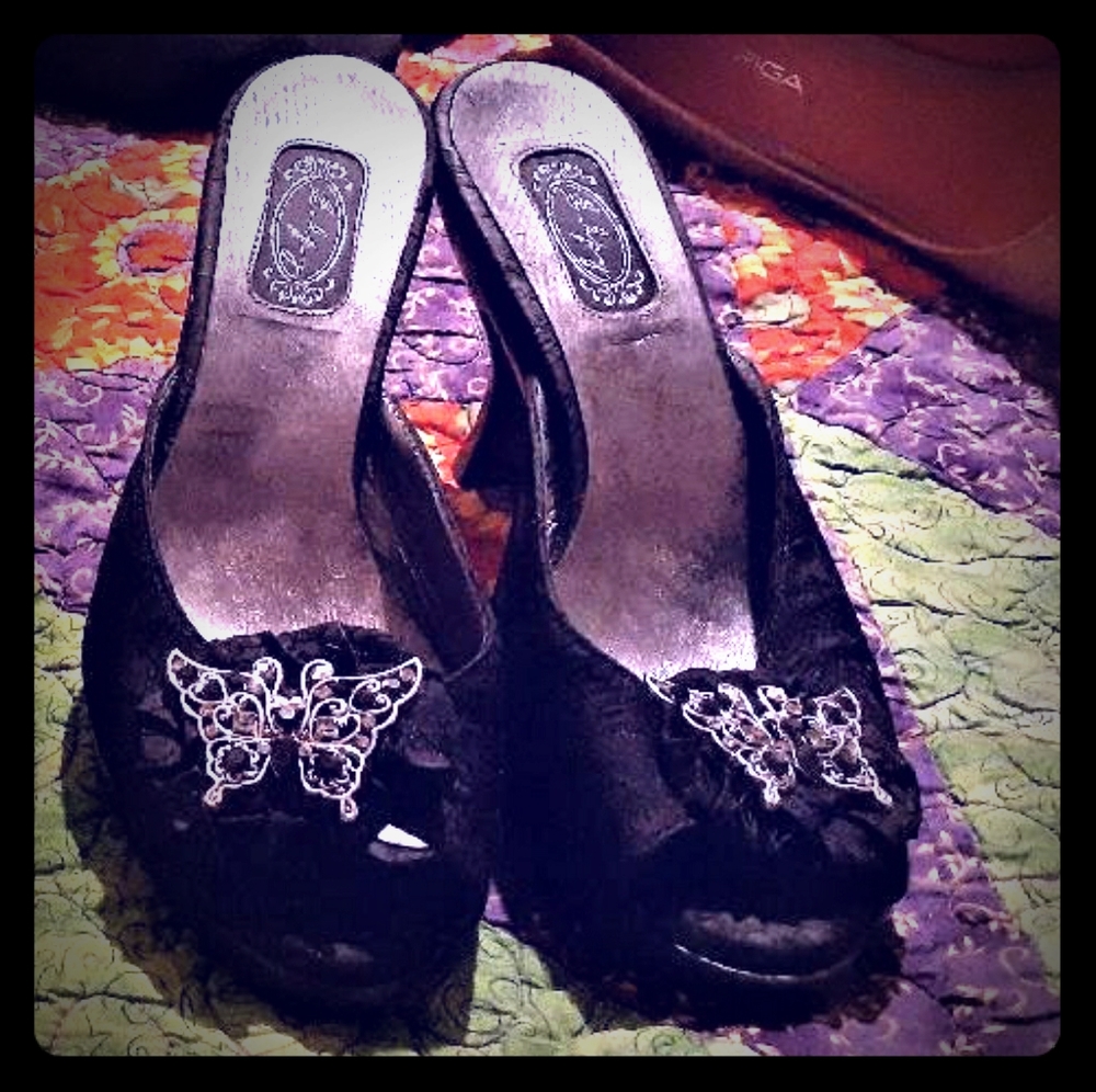 Designer 1 of  a Kind Muled High Heel